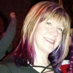 Meet your Posher, Sandi